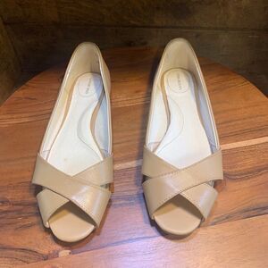 Womens Lands End flats.  Inv 5249b